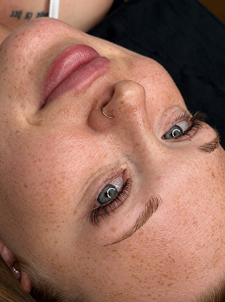 Voluminöse Wimpern für einen intensiven Augenaufschlag
